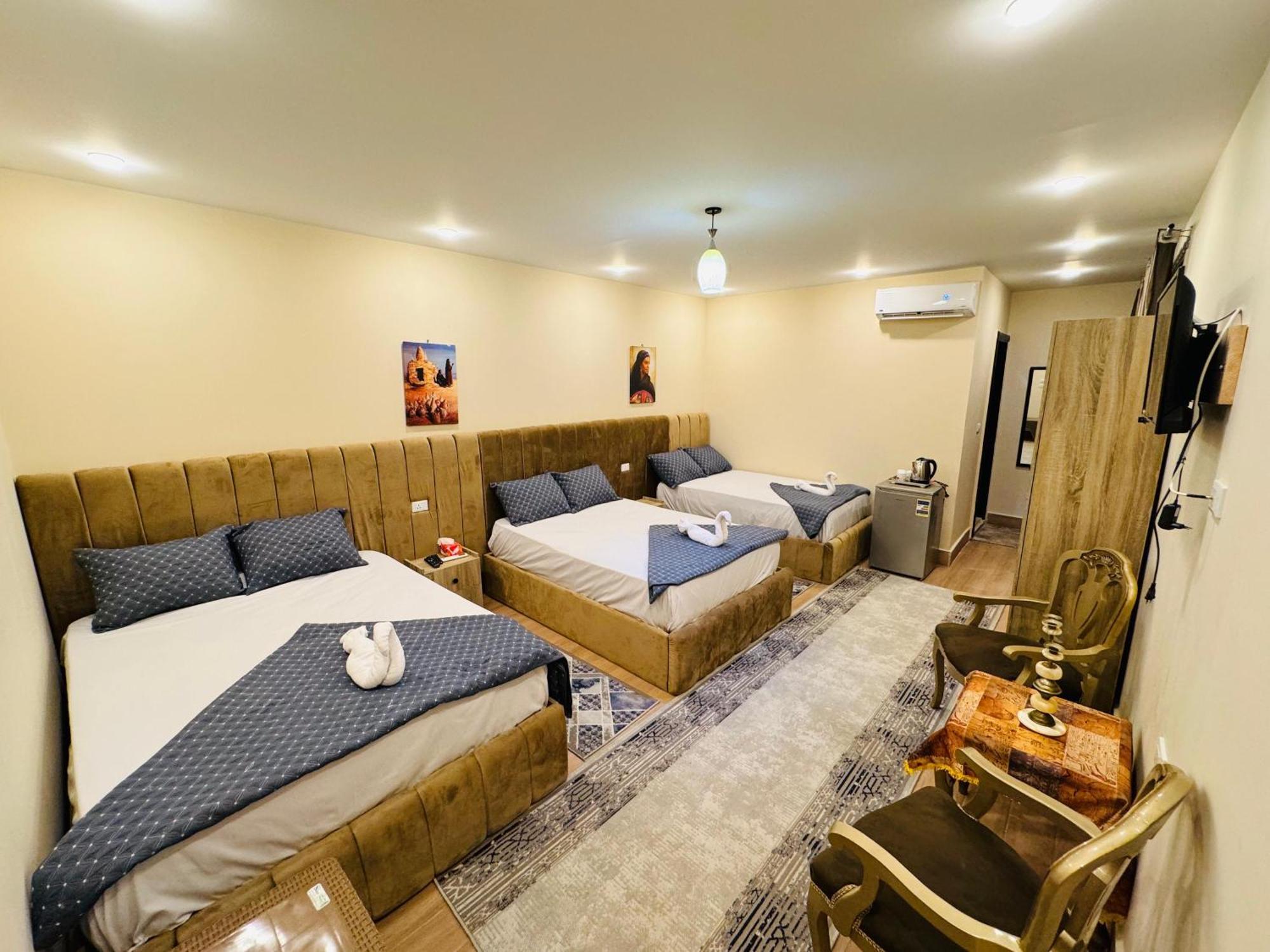 Sphinx Palace Pyramids View Inn Kafrat al Jabal Luaran gambar